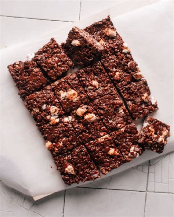 How do you keep Rice Krispies soft?