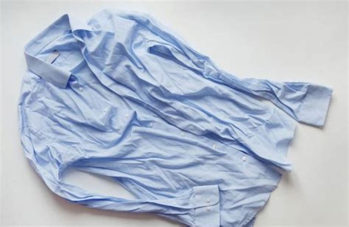 How do you Unwrinkle a shirt at school?